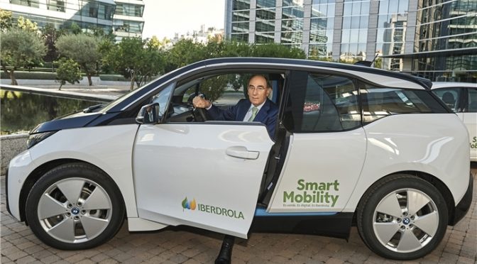 Iberdrola suscribe con el ICO un préstamo verde para la instalación de 2.500 puntos de recarga en vía pública en España y Portugal