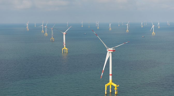 Los gobiernos y la industria están preparados para construir centrales híbridas de energía eólica marina