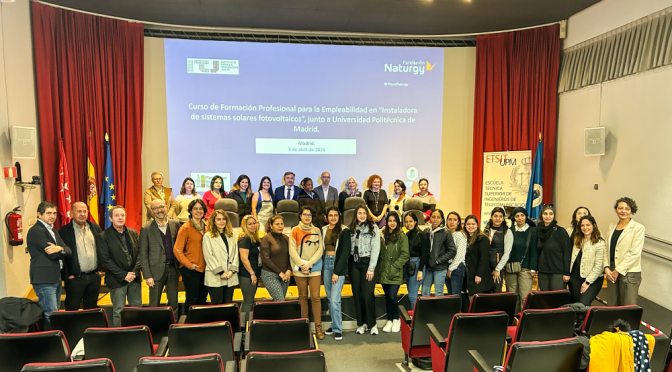 Formación en instalaciones de fotovoltaica para mujeres desempleadas